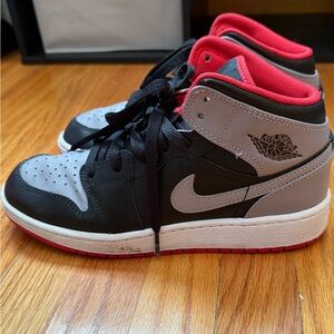 Jordan 1 Black and Gray Mid